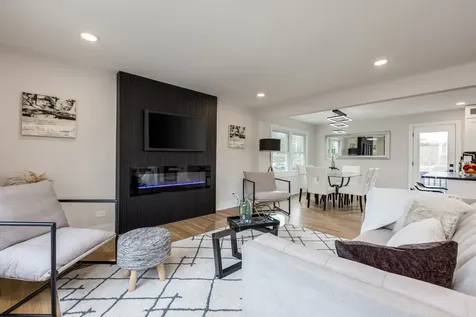 9132 Lincolnwood Drive Evanston IL 60203