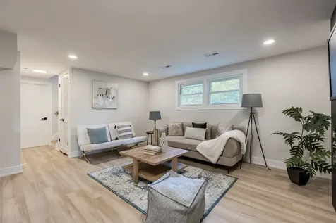 9132 Lincolnwood Drive Evanston IL 60203
