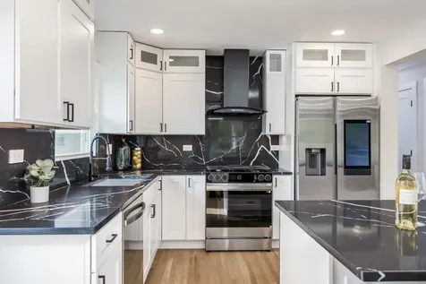 9132 Lincolnwood Drive Evanston IL 60203