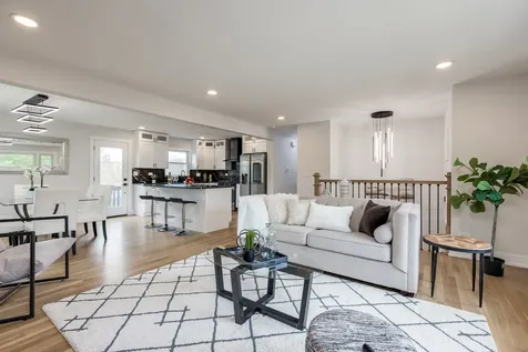 9132 Lincolnwood Drive Evanston IL 60203