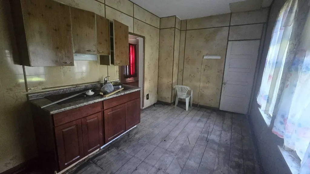 234 West 105th Place Chicago IL 60628