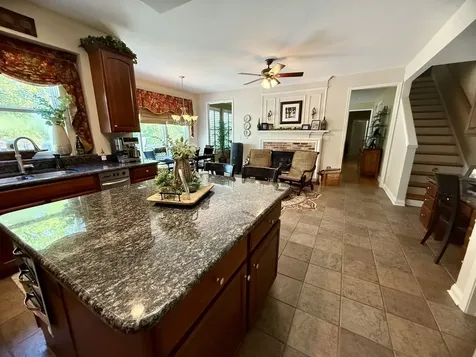4 Stillwater Court Algonquin IL 60102