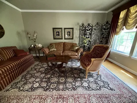 4 Stillwater Court Algonquin IL 60102