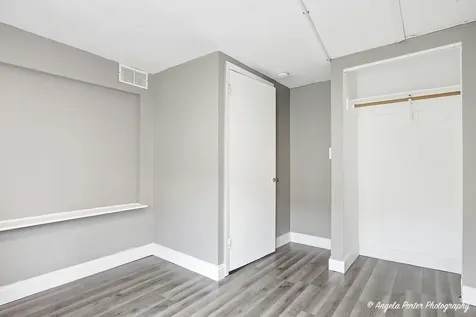 320 East Washington Street Round Lake Park IL 60073