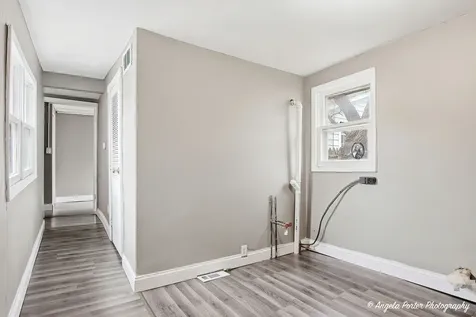 320 East Washington Street Round Lake Park IL 60073