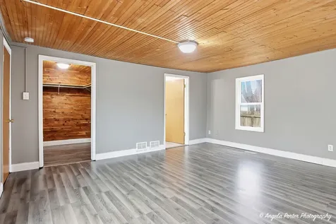 320 East Washington Street Round Lake Park IL 60073