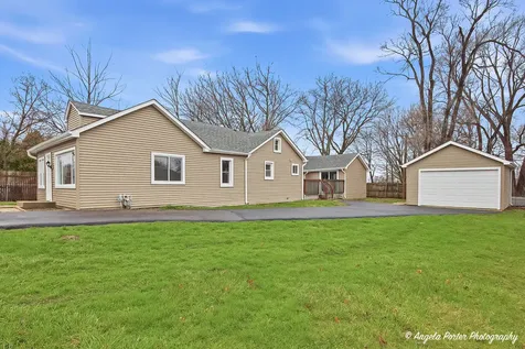 320 East Washington Street Round Lake Park IL 60073
