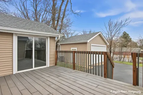 320 East Washington Street Round Lake Park IL 60073