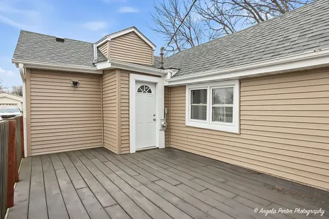 320 East Washington Street Round Lake Park IL 60073