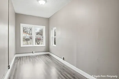 320 East Washington Street Round Lake Park IL 60073
