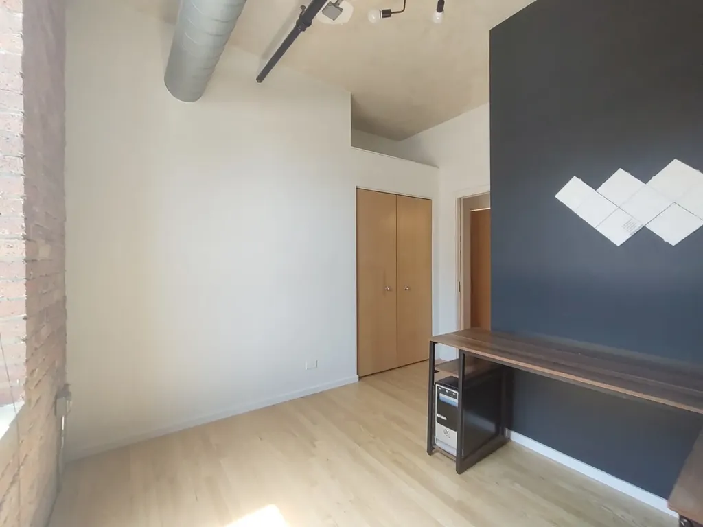 420 South Clinton Street Chicago IL 60607