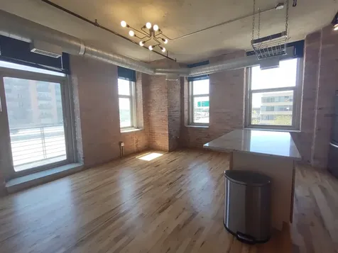 420 South Clinton Street Chicago IL 60607