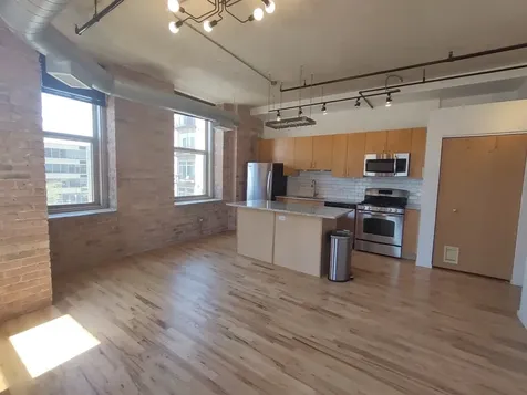 420 South Clinton Street Chicago IL 60607