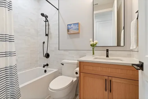 1644 West Diversey Parkway Chicago IL 60614