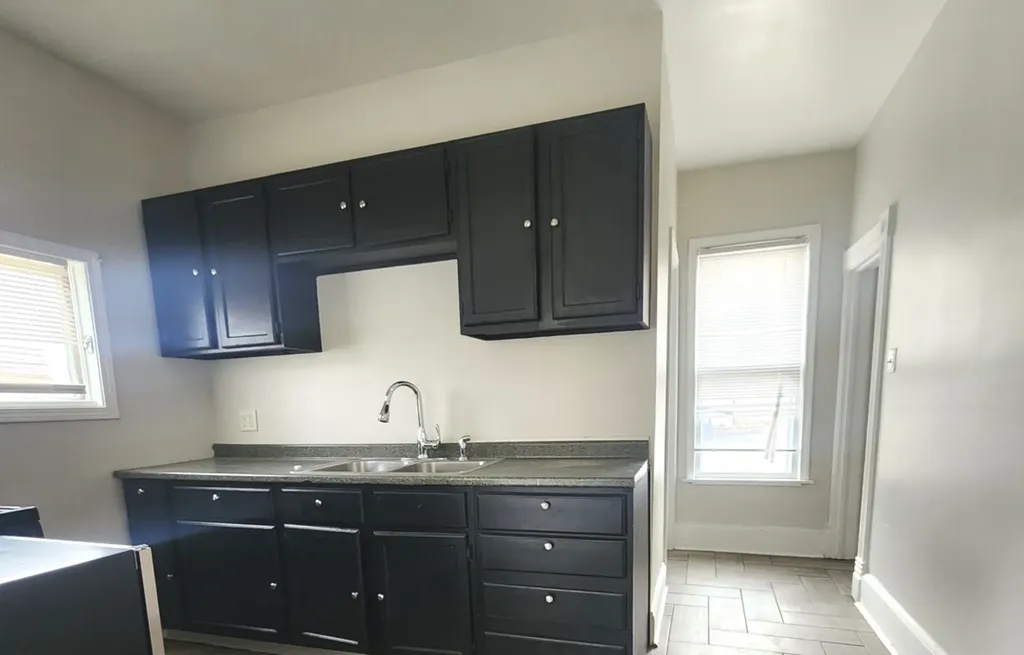 15 Blackhawk Avenue Aurora IL 60506