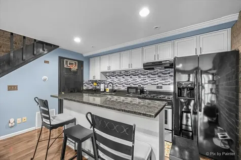 509 Kenneth Circle Elgin IL 60120