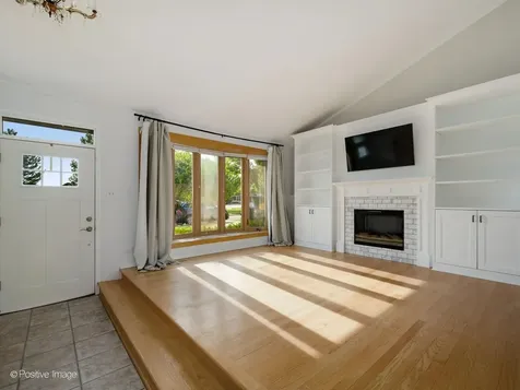 713 North Forest Avenue Mount Prospect IL 60056