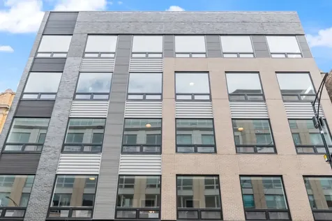 3217 North Clark Street Chicago IL 60657