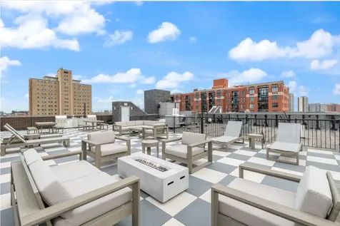 3217 North Clark Street Chicago IL 60657