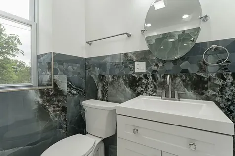 140 West 66th Street Chicago IL 60621
