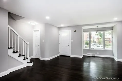 142 Callan Avenue Evanston IL 60202