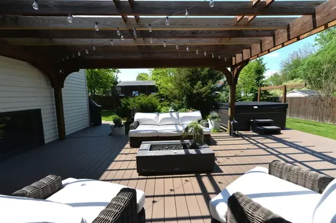 3902 North Galesburg Avenue Arlington Heights IL 60004