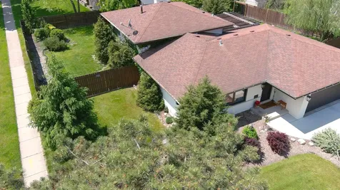 3902 North Galesburg Avenue Arlington Heights IL 60004