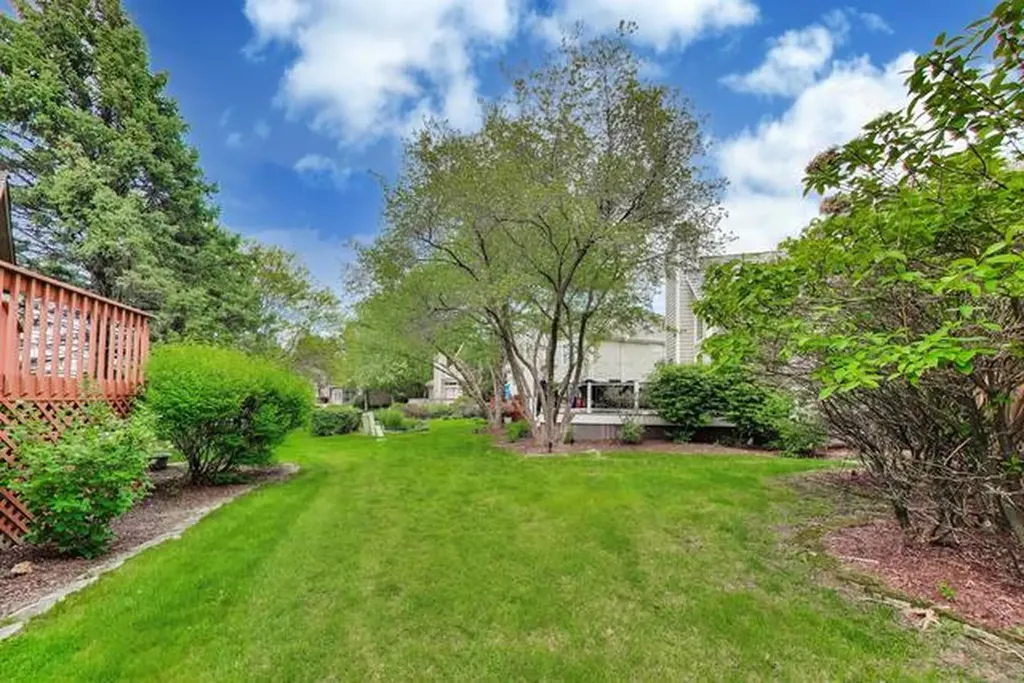 2198 Brookside Lane Aurora IL 60502