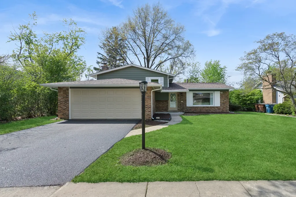 22644 Lakeshore Drive Richton Park IL 60471