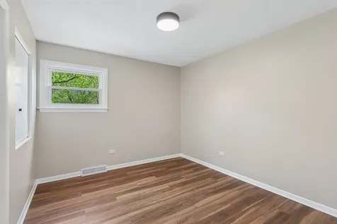 22644 Lakeshore Drive Richton Park IL 60471