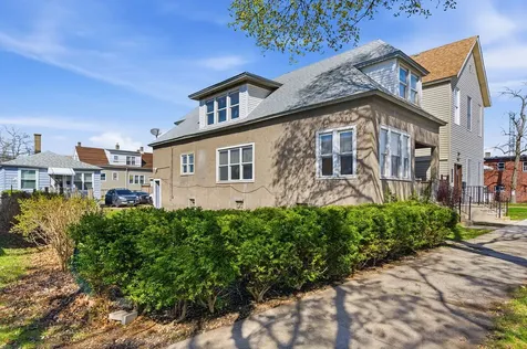 3252 East 136th Street Chicago IL 60633