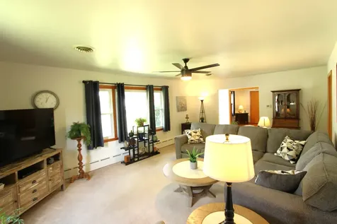 410 East Fifer Street Colfax IL 61728