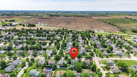 437 West Dekalb Drive Maple Park IL 60151