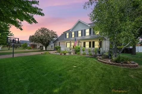 437 West Dekalb Drive Maple Park IL 60151
