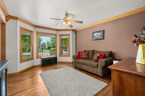 437 West Dekalb Drive Maple Park IL 60151