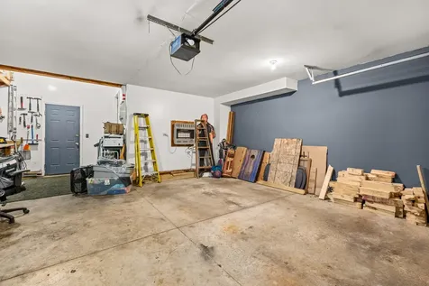 437 West Dekalb Drive Maple Park IL 60151