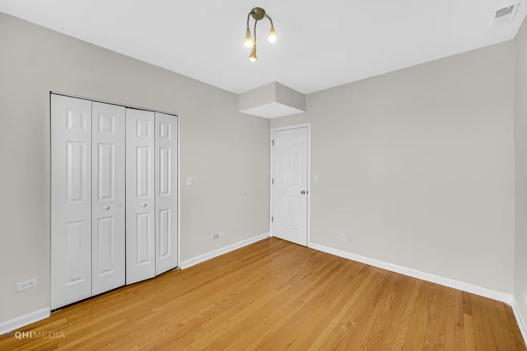 2316 West Rosemont Avenue Chicago IL 60659