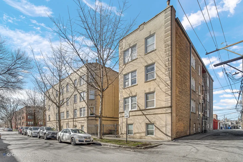 2316 West Rosemont Avenue Chicago IL 60659