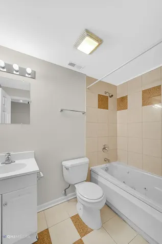 2316 West Rosemont Avenue Chicago IL 60659