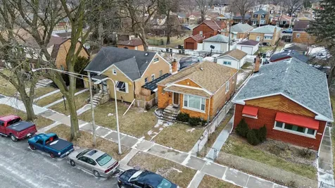 14315 South Lowe Avenue Riverdale IL 60827