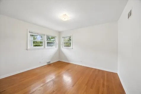 748 North Rohde Avenue Hillside IL 60162