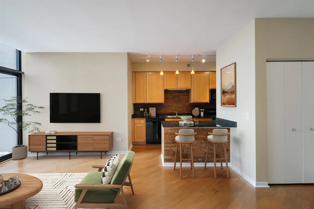 435 West Erie Street Chicago IL 60654