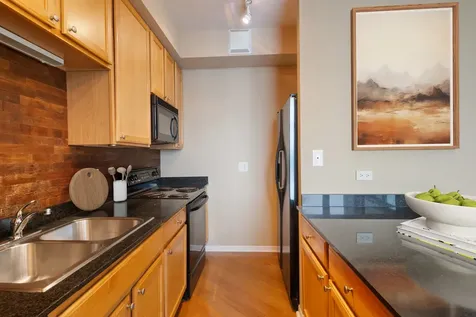 435 West Erie Street Chicago IL 60654