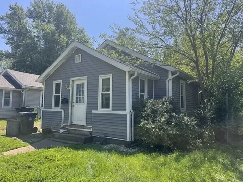 248 Herget Street Pekin IL 61554