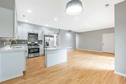 3154 North Oleander Avenue Chicago IL 60707