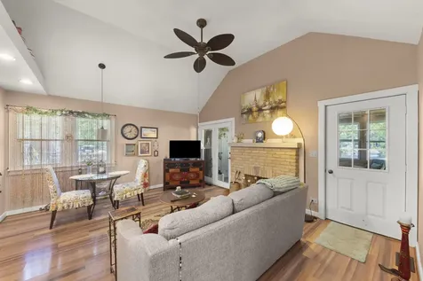 3321 Willow Lane Island Lake IL 60042