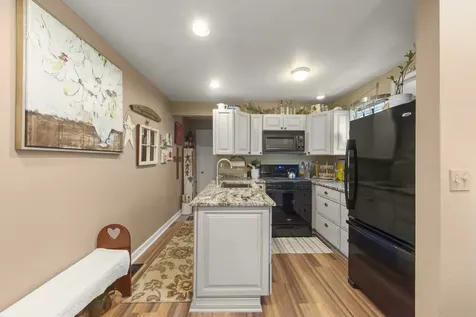 3321 Willow Lane Island Lake IL 60042