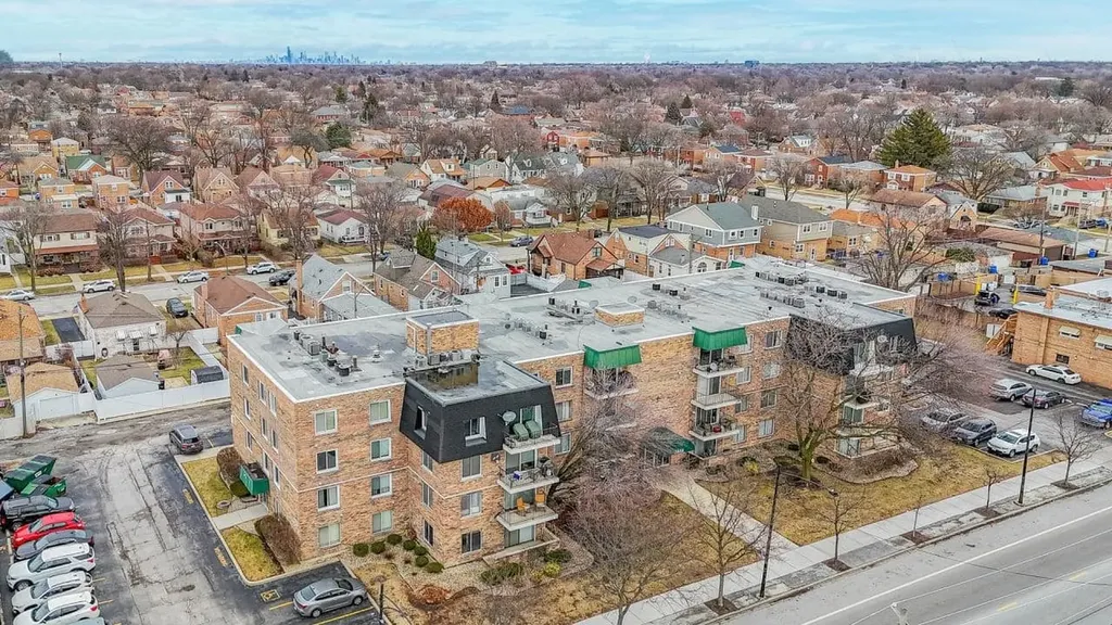 3838 West 111th Street Chicago IL 60655