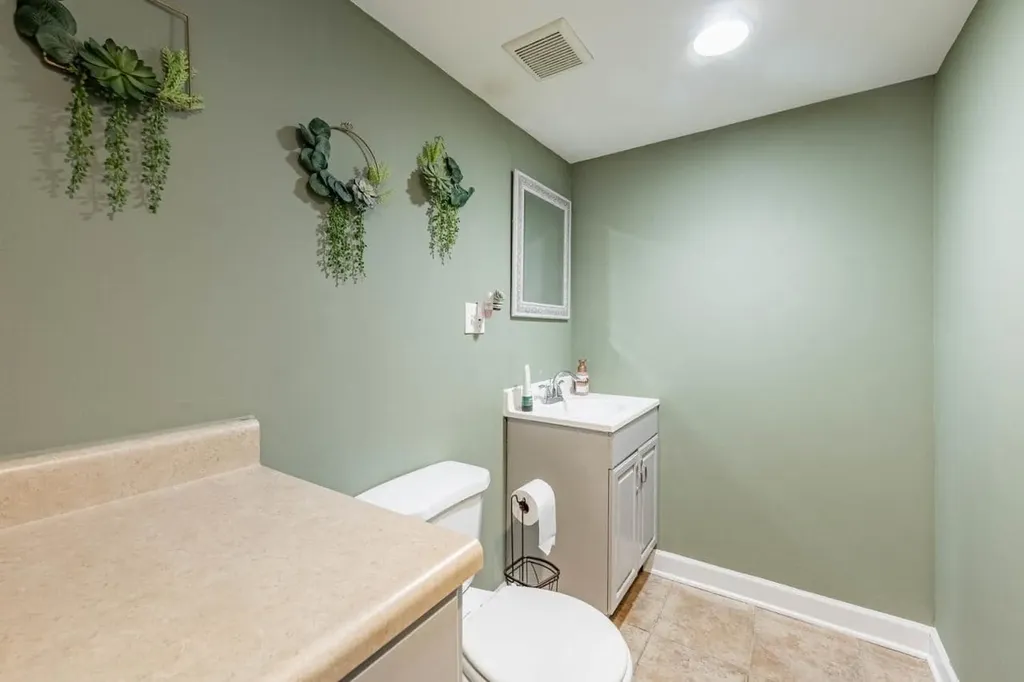 3838 West 111th Street Chicago IL 60655
