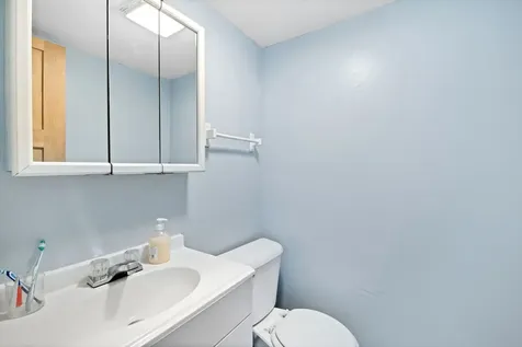 1315 Monomoy Street Aurora IL 60506